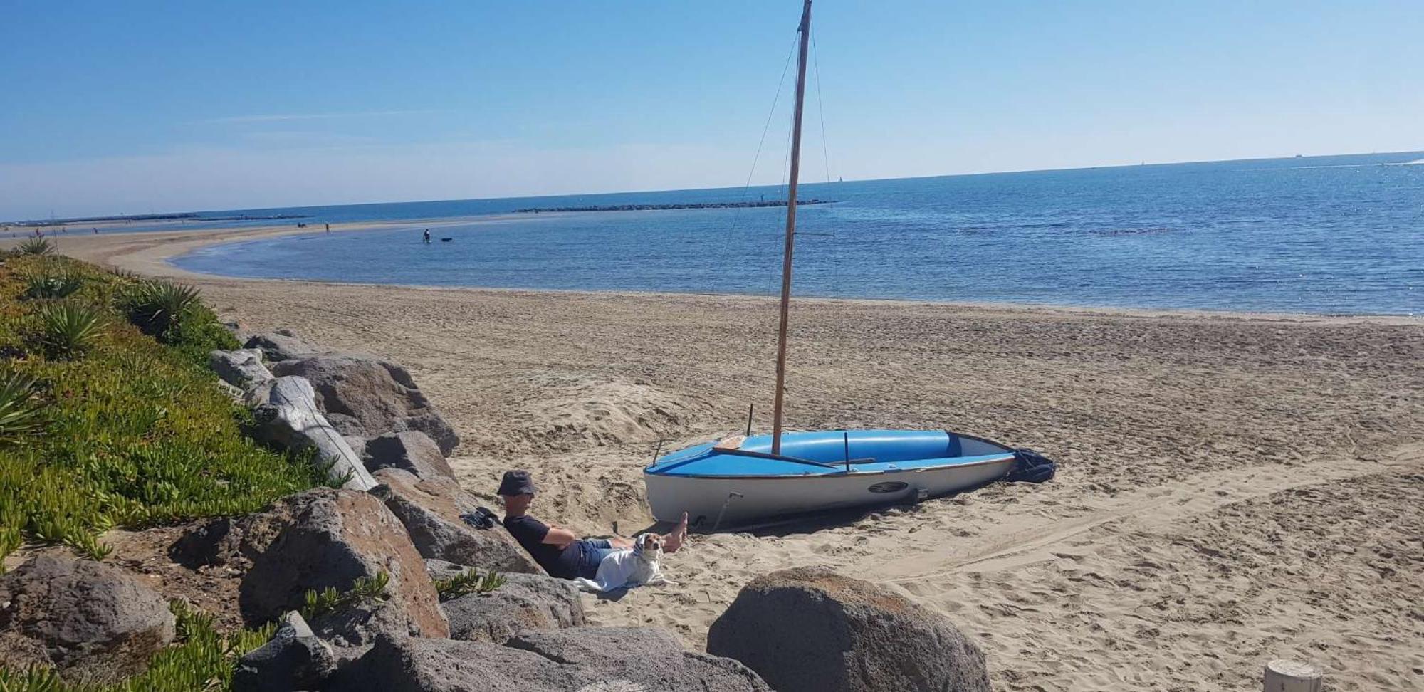 Anthony Hotel Agde Bagian luar foto
